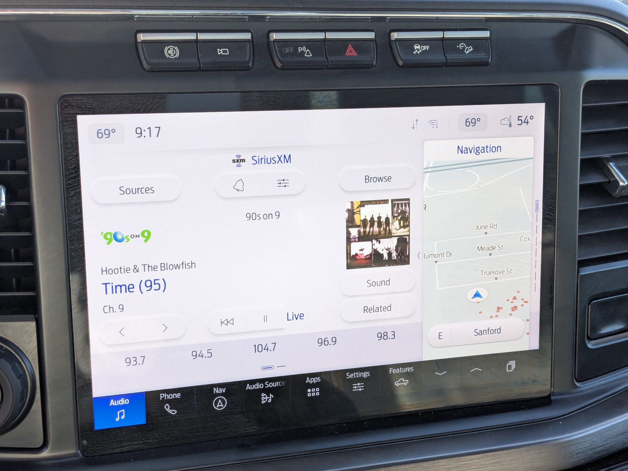 Certified 2024 Ford F350 Lariat w/ Lariat Ultimate Package AWD/4WD image 25