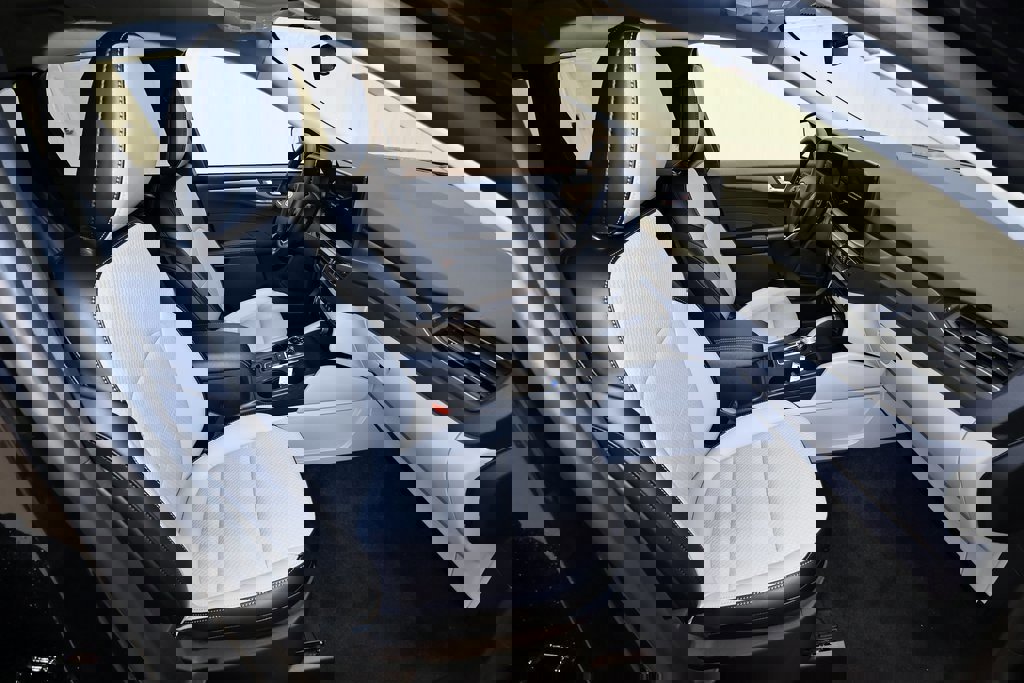 Certified 2024 Ford Escape SE image 53