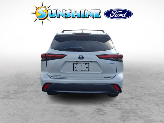 Used 2023 Toyota Highlander Limited AWD/4WD image 5