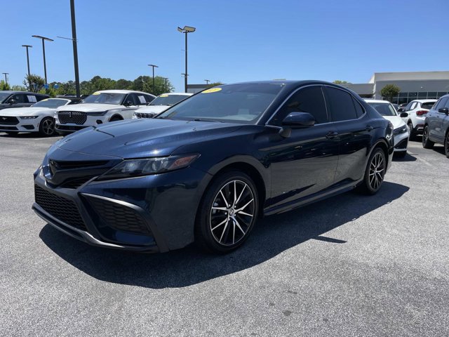 Used 2021 Toyota Camry SE FWD image 9