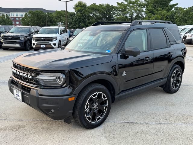 Certified 2025 Ford Bronco Sport Outer Banks w/ Outer Banks Tech Package+ AWD/4WD image 12