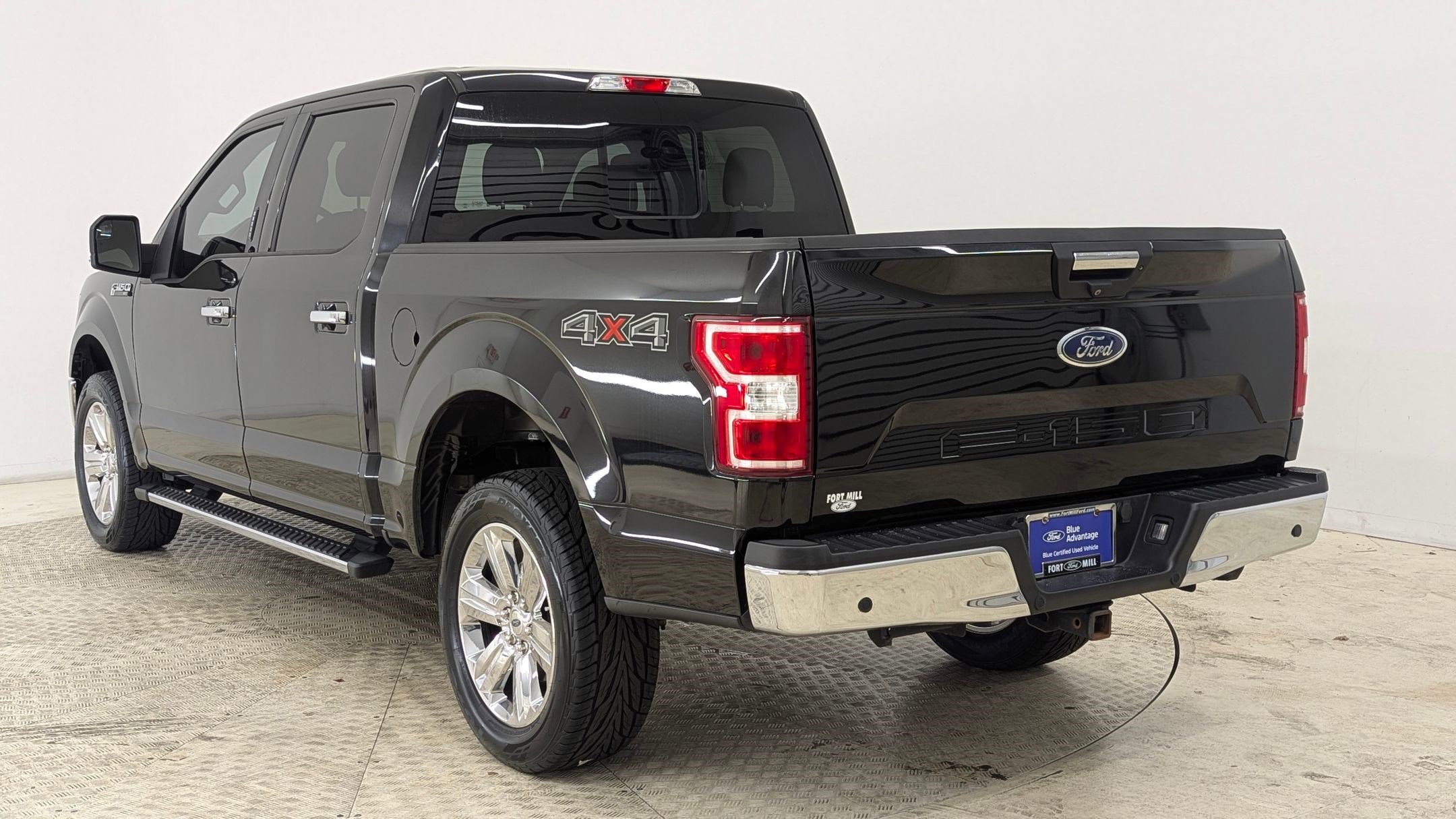 Certified 2019 Ford F150 XLT w/ Equipment Group 302A Luxury image 3