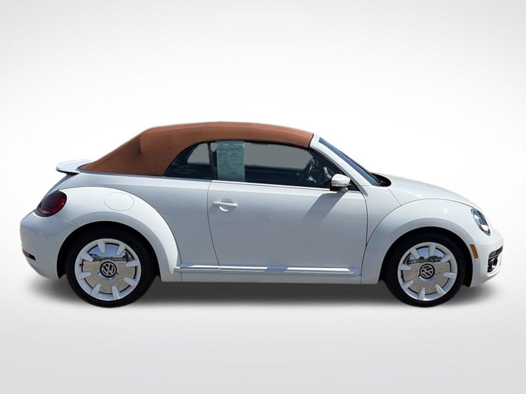 Used 2019 Volkswagen Beetle 2.0T Final Edition SEL FWD image 8