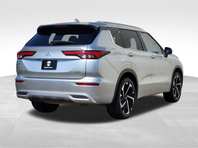 Used 2024 Mitsubishi Outlander SEL AWD/4WD image 9