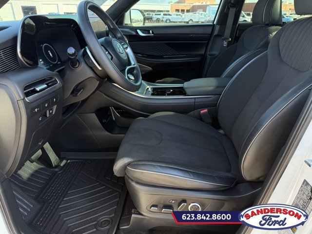 Used 2024 Hyundai Palisade Calligraphy image 18