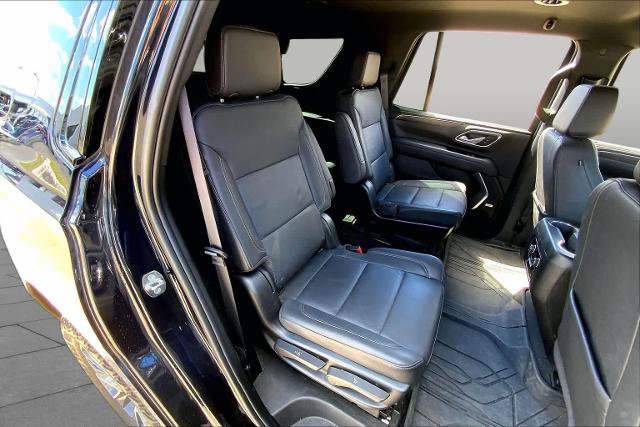 Used 2023 Chevrolet Tahoe Z71 w/ Luxury Package AWD/4WD image 19