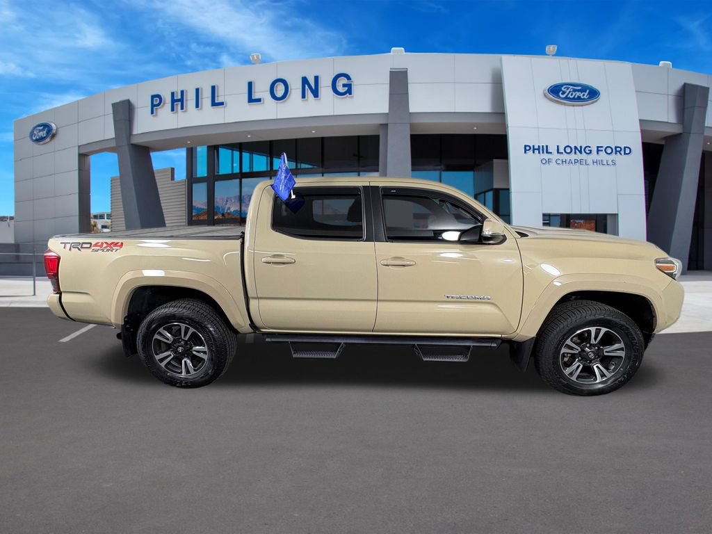 Used 2018 Toyota Tacoma TRD Sport w/ Technology Package AWD/4WD image 6