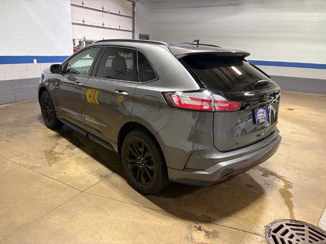 Certified 2024 Ford Edge SE w/ Black Appearance Package AWD/4WD image 4
