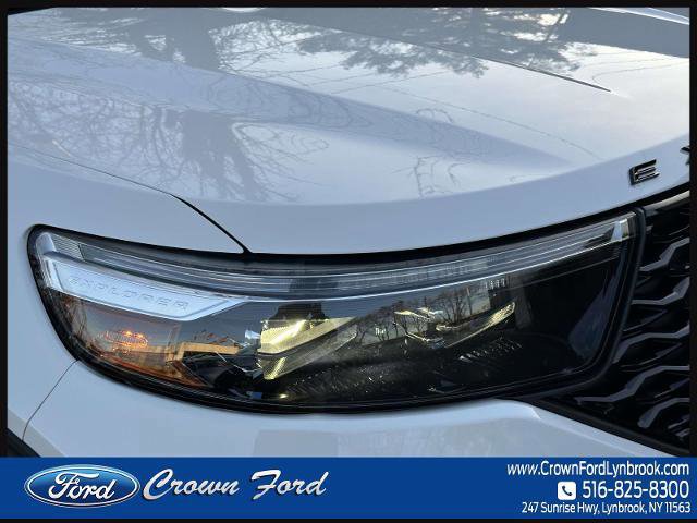 Certified 2022 Ford Explorer ST w/ Equipment Group 401A image 9