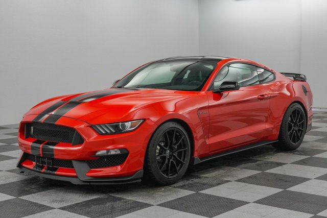 Certified 2019 Ford Mustang Shelby GT350 w/ Technology Package RWD image 8