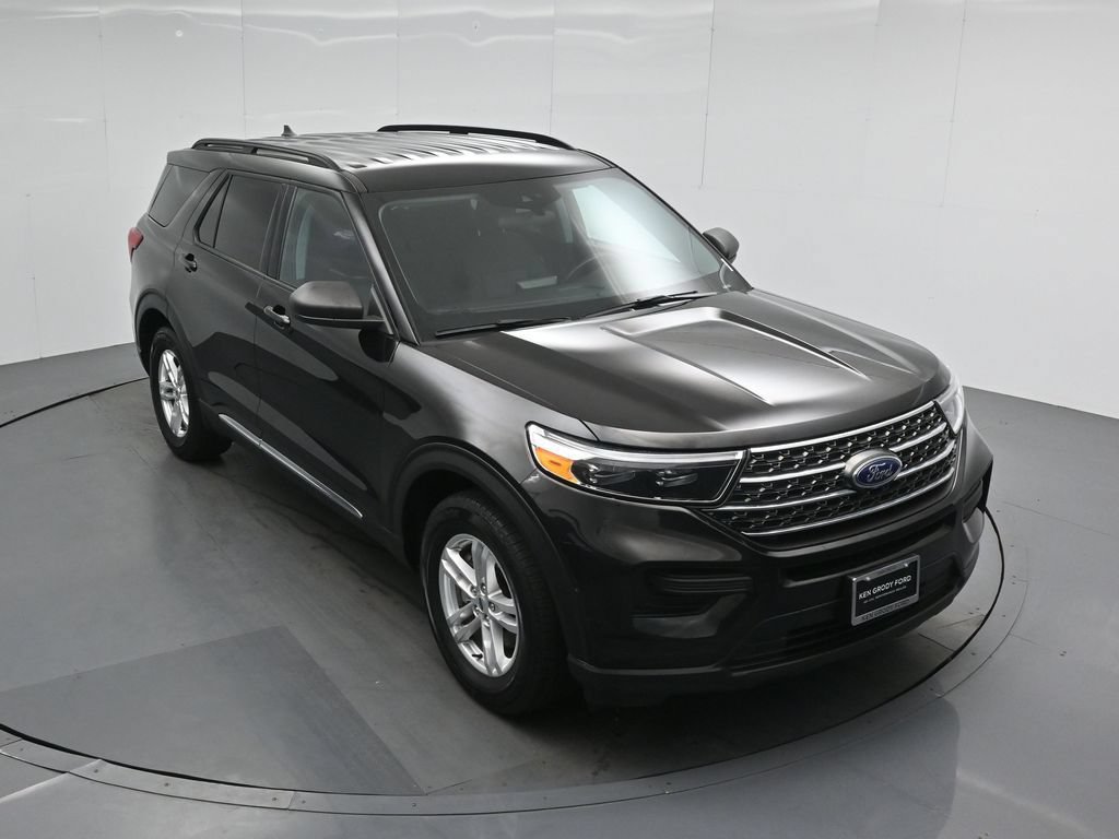 Certified 2023 Ford Explorer XLT RWD image 37