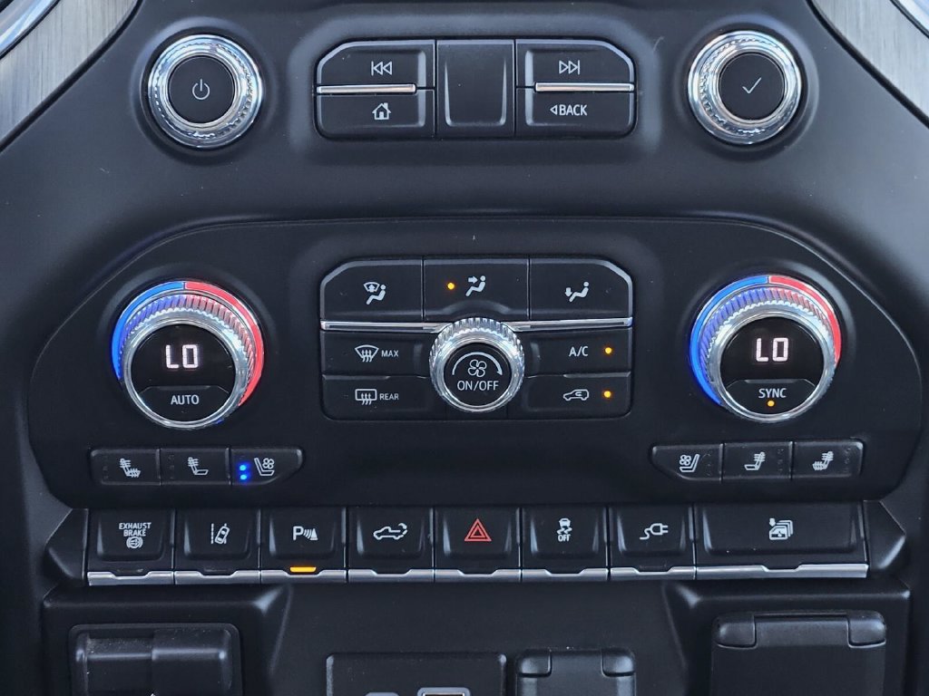 Used 2022 GMC Sierra 3500 Denali AWD/4WD image 28