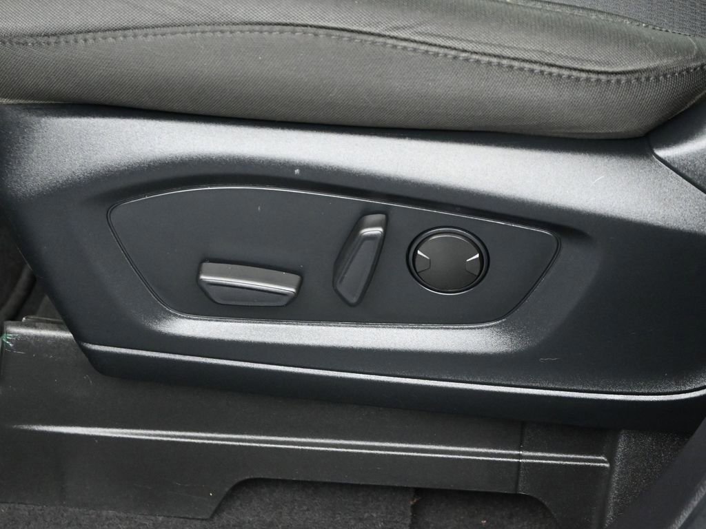 Certified 2022 Ford Explorer XLT image 37