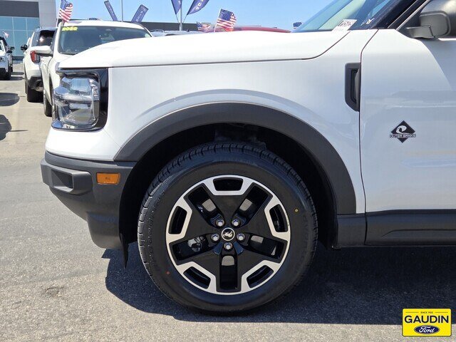 Certified 2023 Ford Bronco Sport Outer Banks AWD/4WD image 10