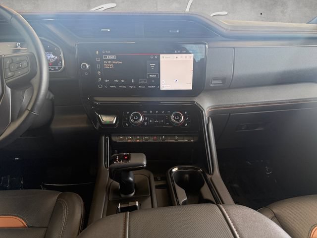 Used 2023 GMC Sierra 1500 AT4 AWD/4WD image 4