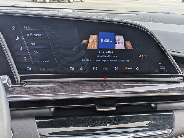 Used 2023 Cadillac Escalade ESV Premium Luxury image 21