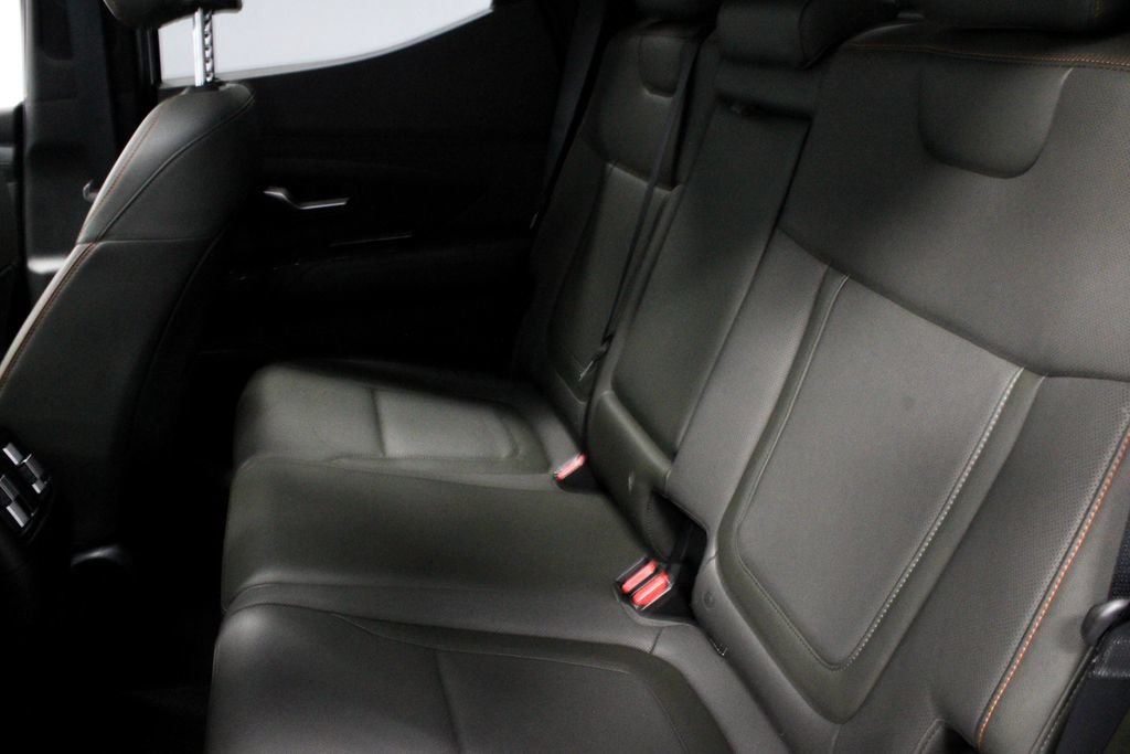 Used 2025 Hyundai Santa Cruz Limited AWD/4WD image 22