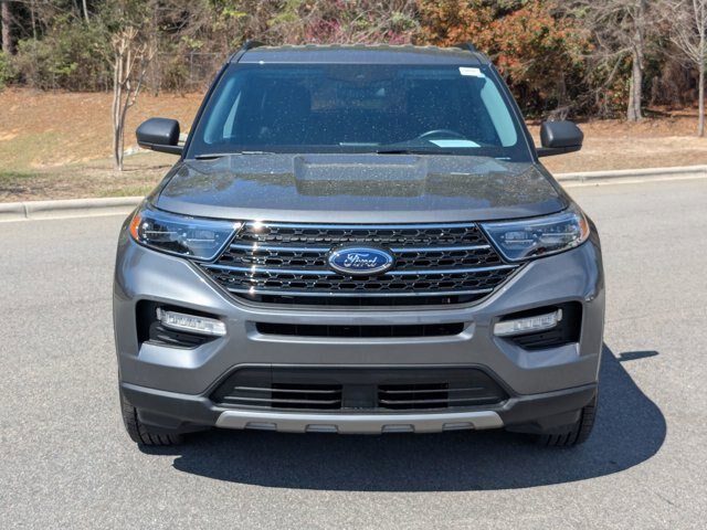 Certified 2023 Ford Explorer XLT w/ Equipment Group 202A AWD/4WD image 9
