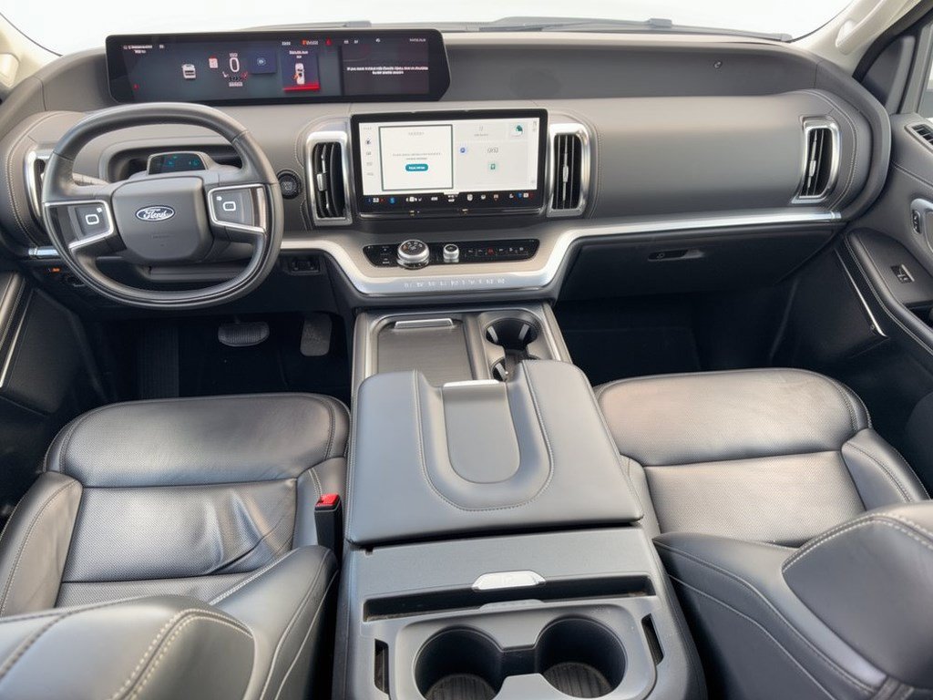Certified 2025 Ford Expedition Max Platinum AWD/4WD image 17