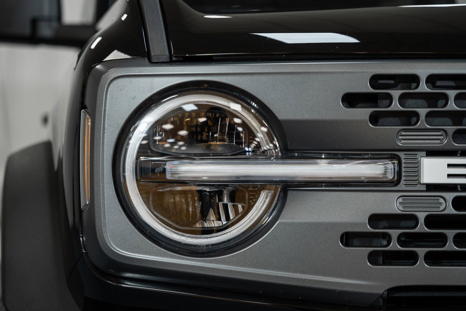 Certified 2025 Ford Bronco Badlands image 9