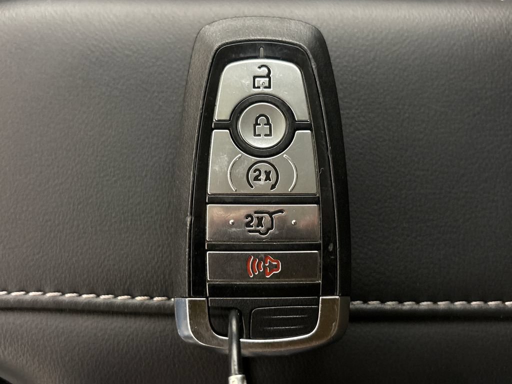Certified 2025 Ford Expedition Platinum AWD/4WD image 34