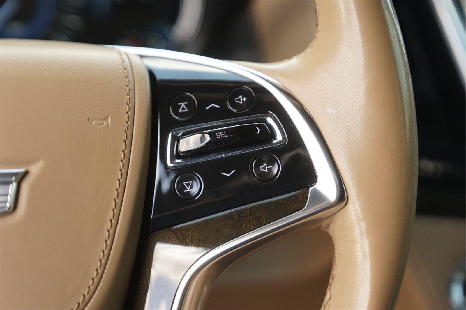 Used 2020 Cadillac Escalade ESV Platinum AWD/4WD image 26