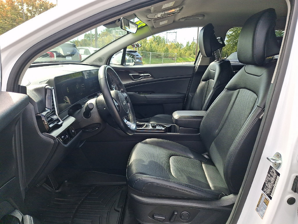 Used 2023 Kia Sportage EX FWD image 15
