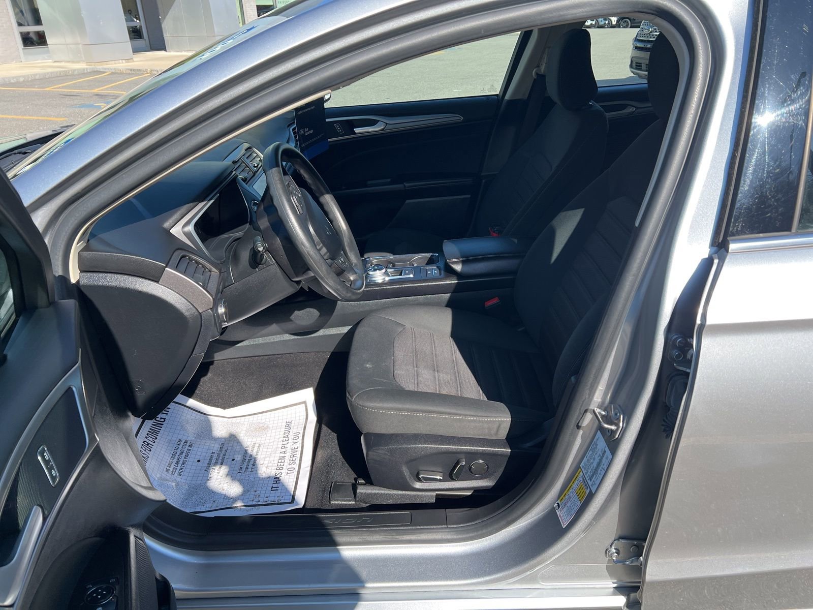 Certified 2020 Ford Fusion SE FWD image 18