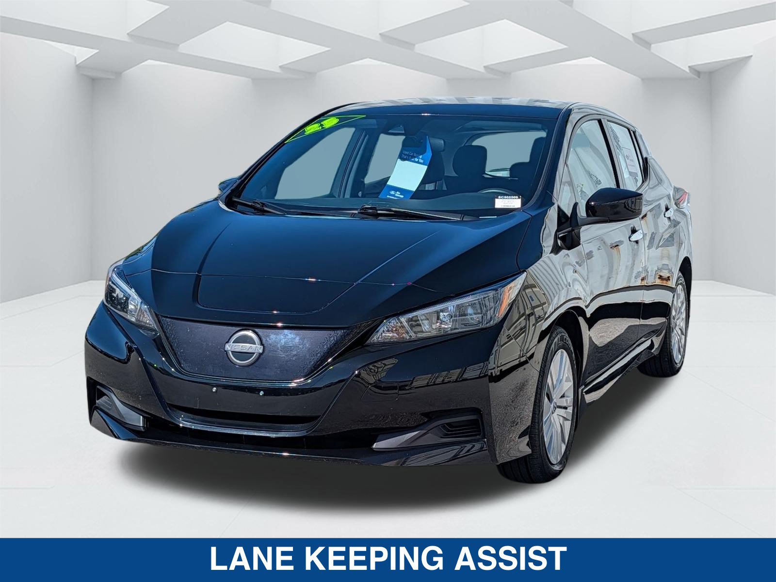 Used 2025 Nissan Leaf S FWD image 8