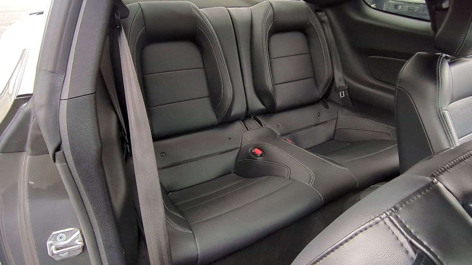 Certified 2021 Ford Mustang GT Premium w/ Equipment Group 401A image 22