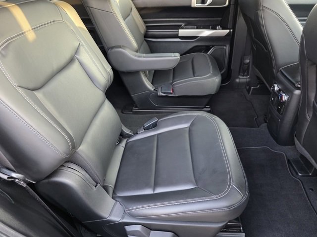 Certified 2022 Ford Explorer XLT w/ Equipment Group 202A image 14