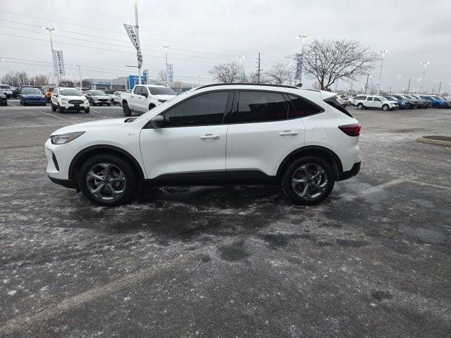 Certified 2025 Ford Escape ST-Line w/ Tech Pack #1 image 2