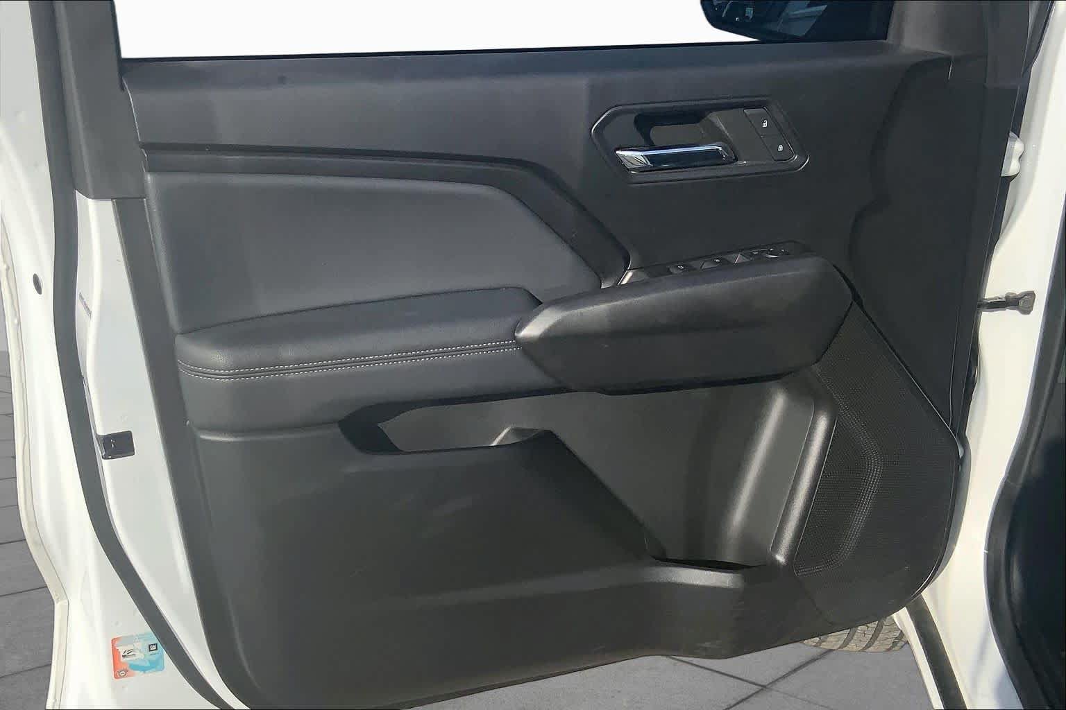 Used 2024 Chevrolet Colorado LT w/ LT Convenience Package RWD image 22