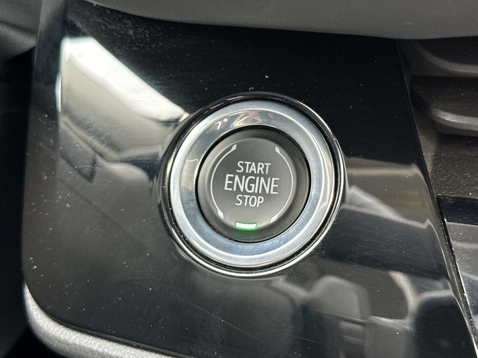 Used 2025 Buick Envision Sport Touring image 22