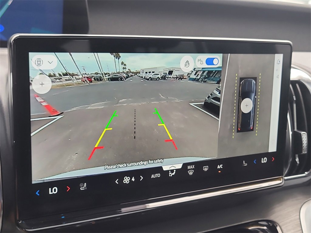 Certified 2025 Ford Expedition Max Platinum image 28