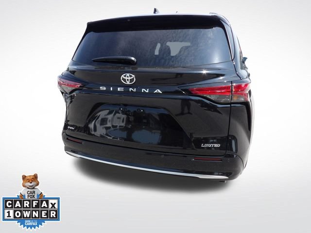 Used 2026 Toyota Sienna Limited FWD image 13