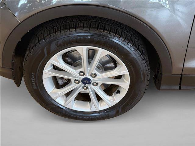 Certified 2018 Ford Escape SE AWD/4WD image 25