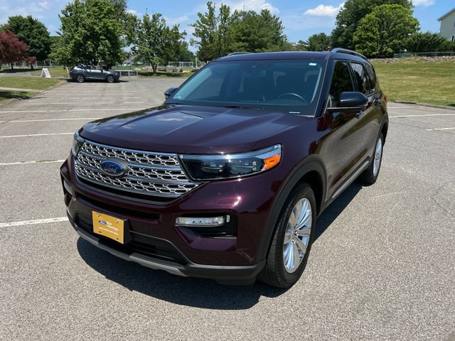 Certified 2023 Ford Explorer Limited w/ Equipment Group 301A AWD/4WD image 4
