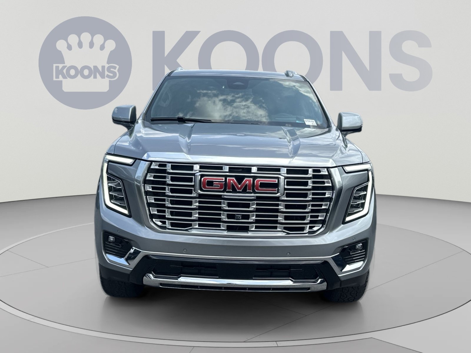 Used 2025 GMC Yukon XL Denali AWD/4WD image 4