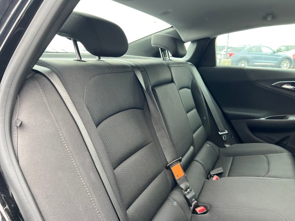 Used 2023 Chevrolet Malibu LT image 36