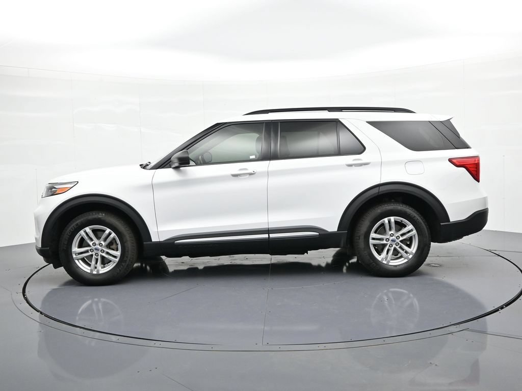Certified 2022 Ford Explorer XLT AWD/4WD image 9