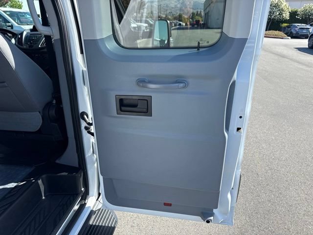 Certified 2017 Ford Transit 350 XLT RWD image 11