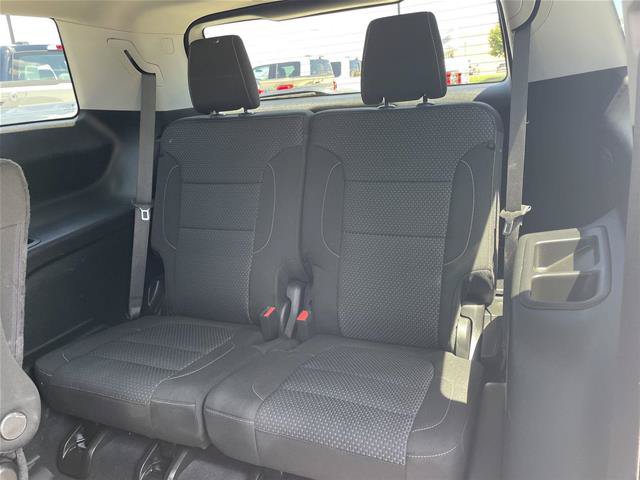 Used 2023 GMC Acadia SLE w/ Driver Convenience Package FWD image 21