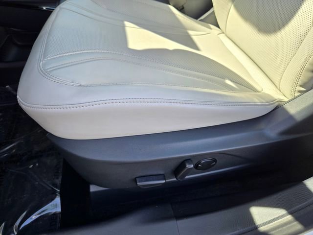 Certified 2024 Ford Mustang Mach-E Premium image 11