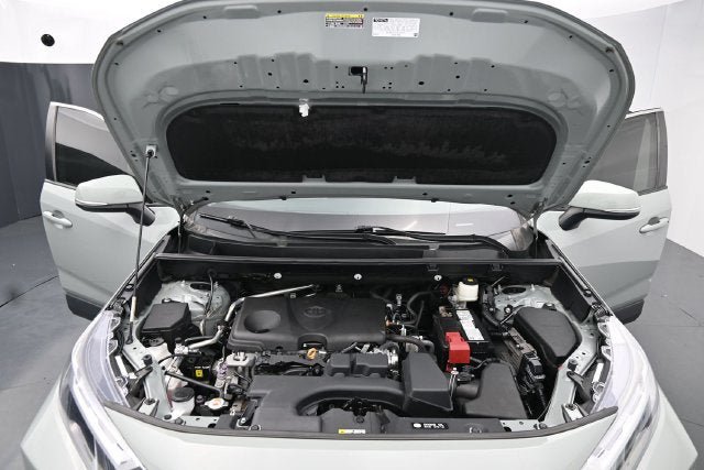 Used 2022 Toyota RAV4 Adventure w/ Convenience Package AWD/4WD image 17