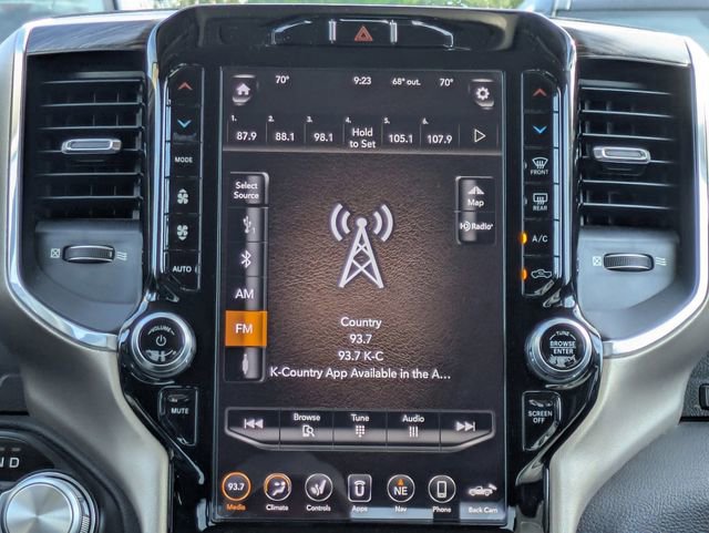 Used 2019 RAM 1500 Laramie image 18