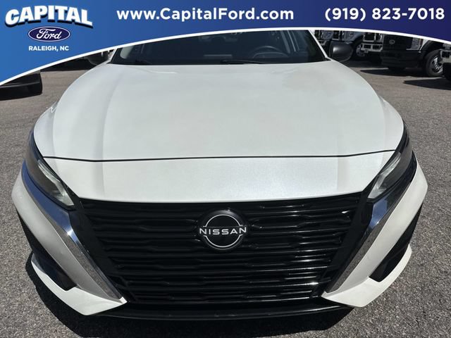 Used 2024 Nissan Altima 2.5 SV FWD image 10