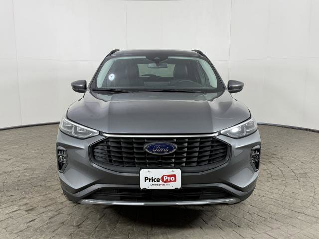 Certified 2025 Ford Escape Platinum image 2