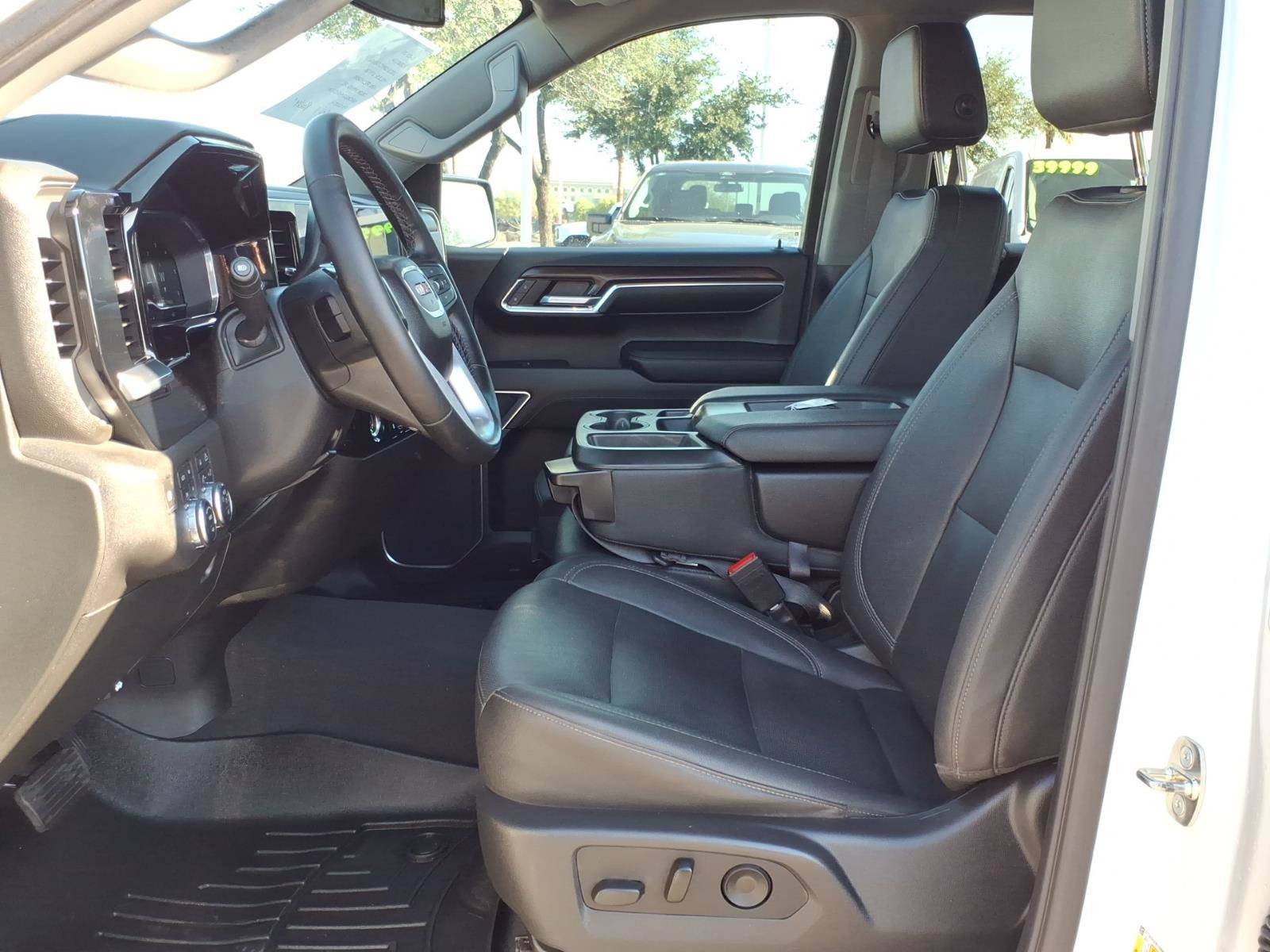 Used 2023 GMC Sierra 1500 SLT w/ X31 Off-Road Package AWD/4WD image 14