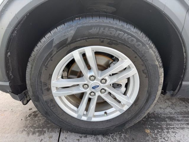 Certified 2023 Ford Explorer XLT image 6